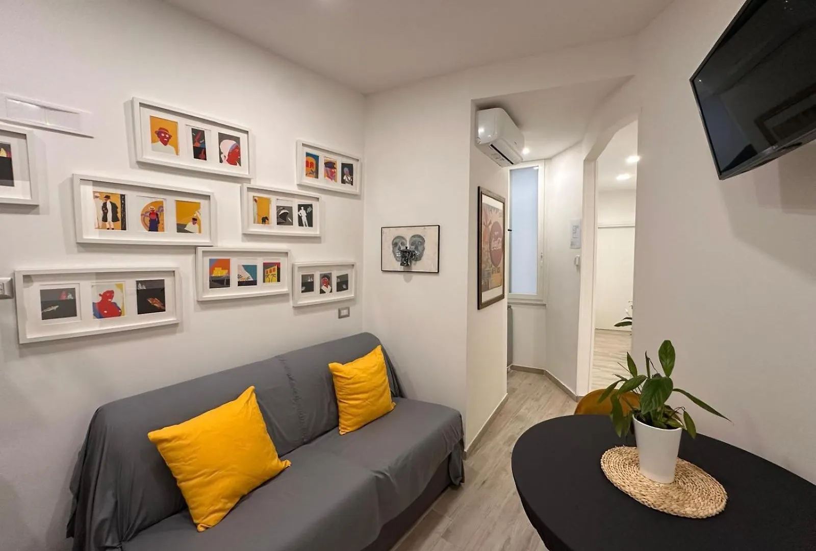 Homestay Napart Suites - My Place Naples
